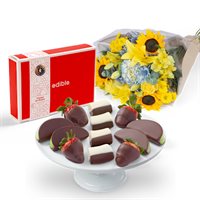The Perfect Birthday Dipped Berry Gift Set