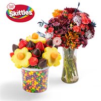 Flowers For You Gift Set With SKITTLES